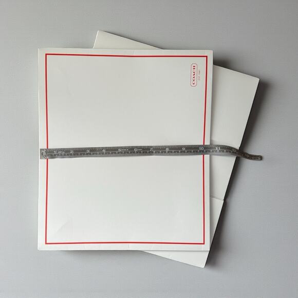 Vintage COACH Gift Box 12.5 x 10.5 x 4.5 White Red Empty - Picture 3 of 4